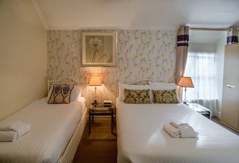 Quarto Triplo Estandar, The Alexander