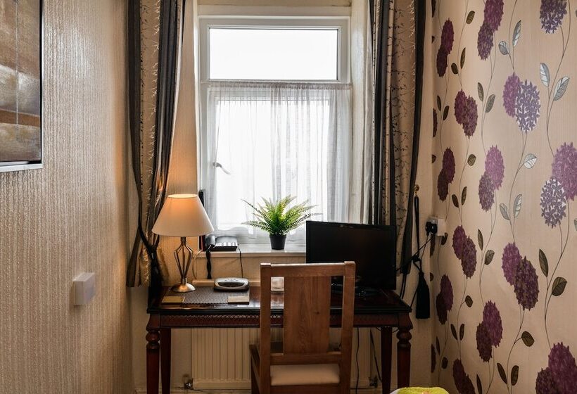 Quarto Estandar Individual, The Alexander