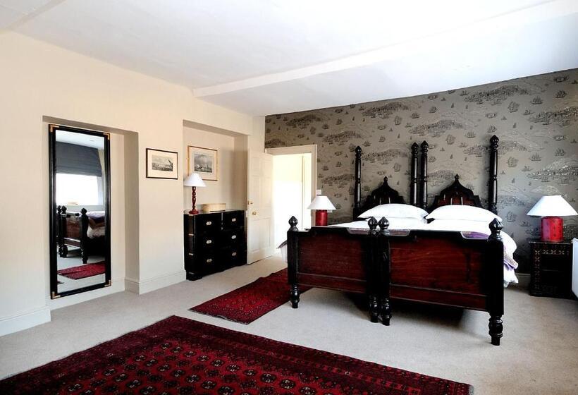 غرفة ديلوكس, The William Cecil