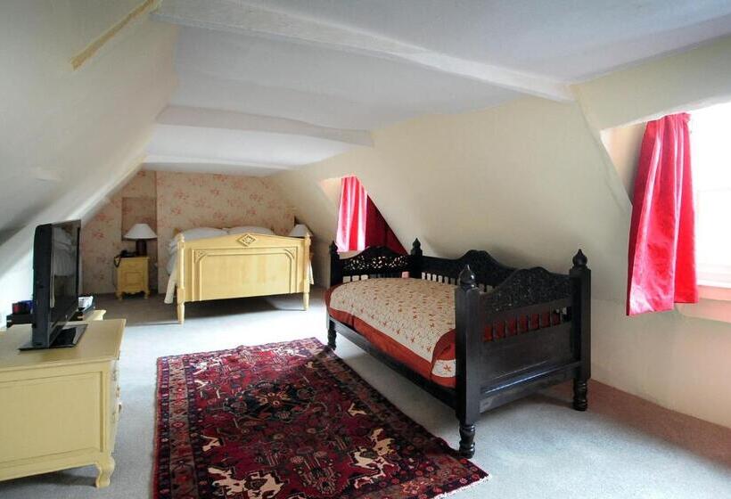 غرفة سوبيريور, The William Cecil