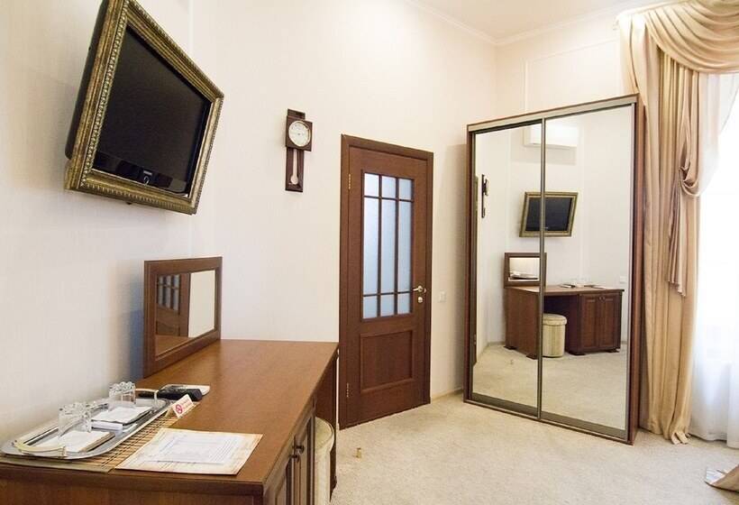 Junior Suite cu Hidromasaj, Villa Venezia