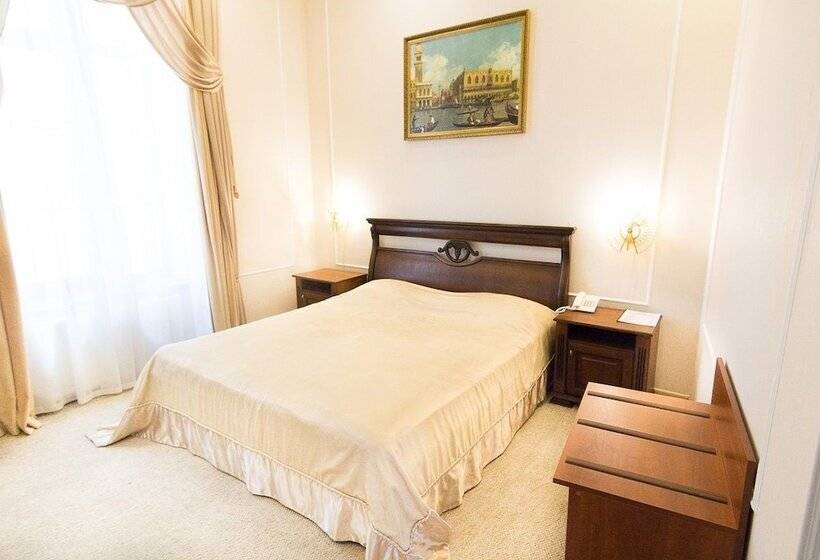 Junior Suite cu Hidromasaj, Villa Venezia