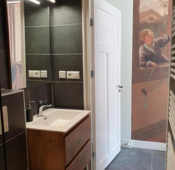 スタンダードルーム, B&b Slotstraat