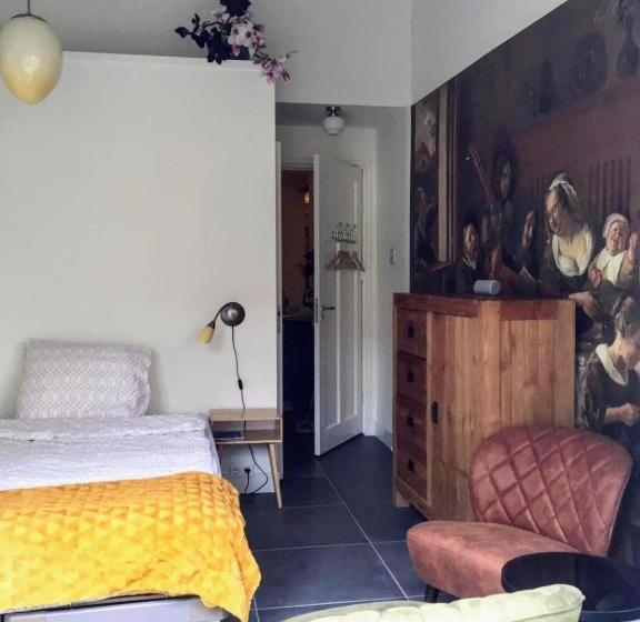 スタンダードルーム, B&b Slotstraat