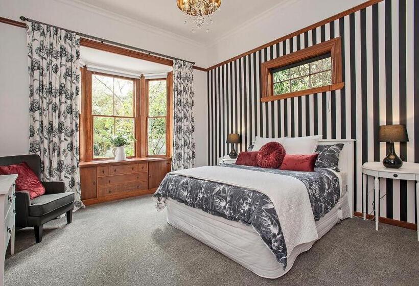 اتاق سوپریور با تخت بزرگ, Pepper Tree Villa