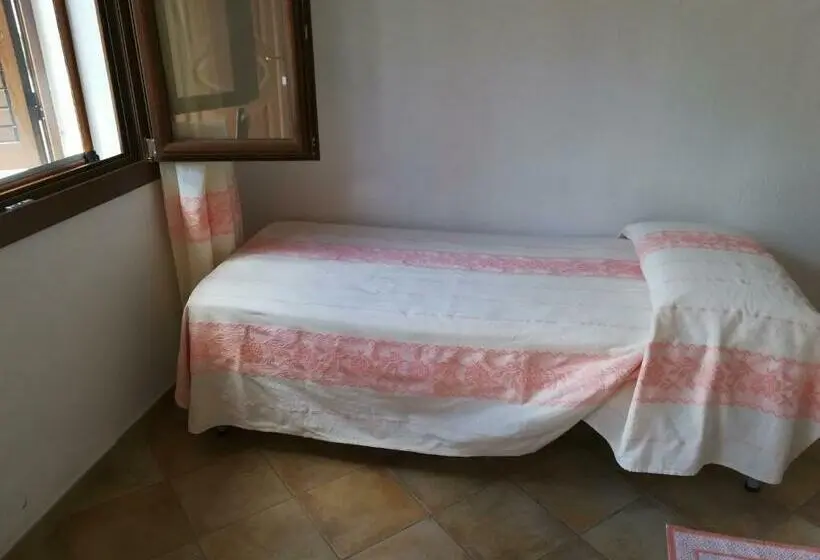 デラックスルーム, Agriturismo Donnolù