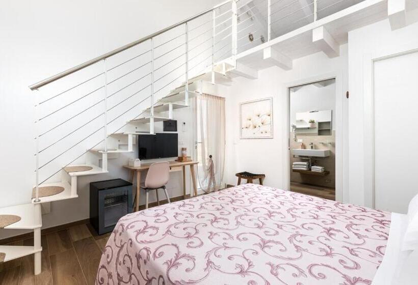 اتاق لوکس چهار تخته, Ca  Mira   Room&breakfast