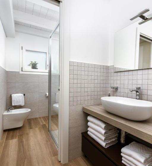 اتاق لوکس خانوادگی, Ca  Mira   Room&breakfast