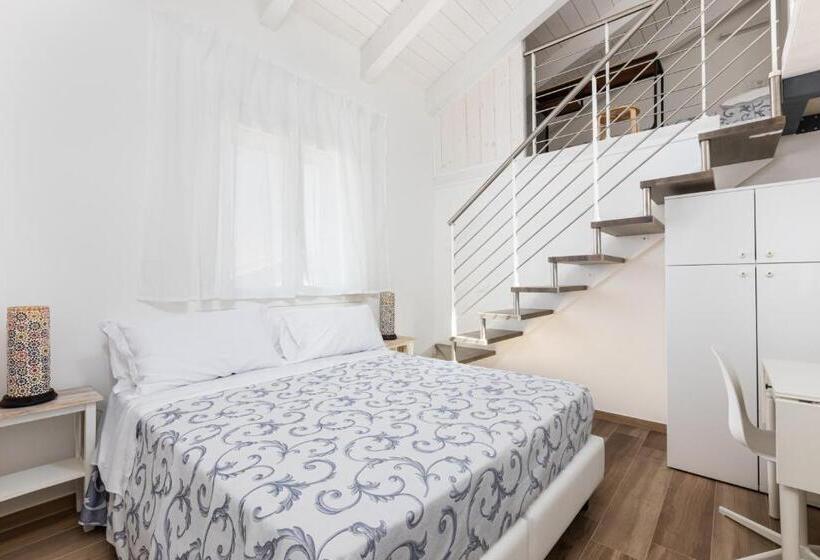 اتاق کلاسیک چهارنفره, Ca  Mira   Room&breakfast