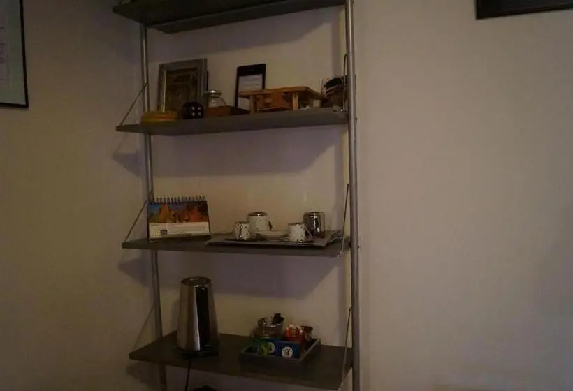 ガーデンビューファミリールーム, Chambre D’hôtes La Jument Grise