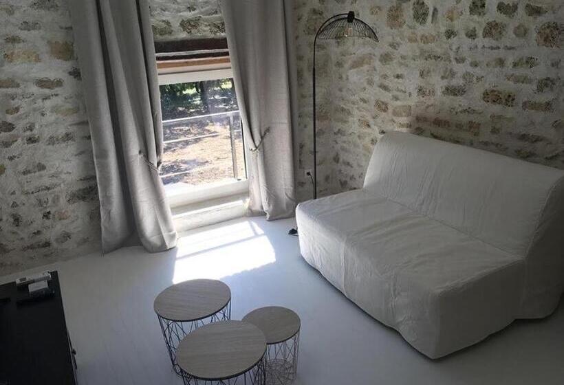 컴포트 트리플 룸, Le Mas Du Pigeonnier