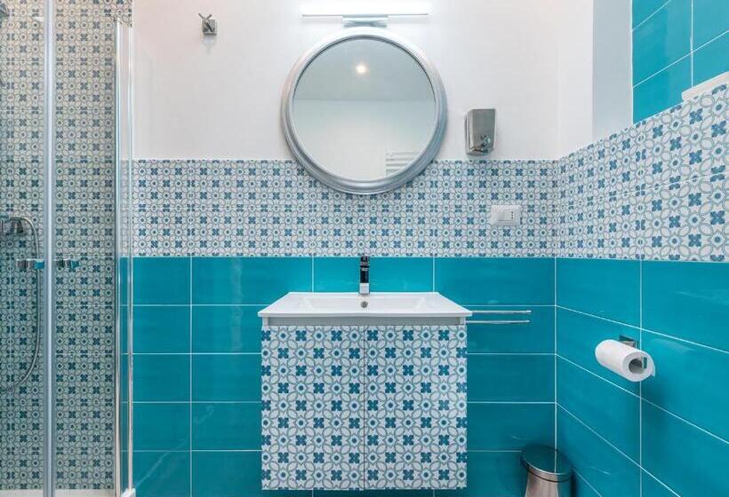 Standard room with outdoor bath, Le Residenze Di Carlà   Stampace