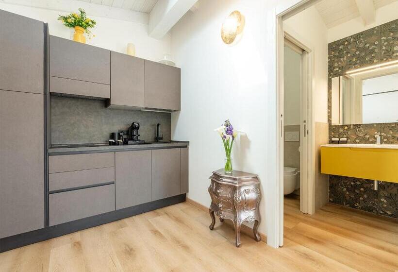 스탠다드 스튜디오 (테라스구비), Le Residenze Di Carlà   Stampace