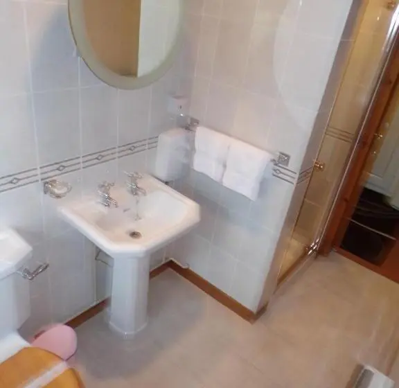 اتاق استاندارد, Groom S Cottage