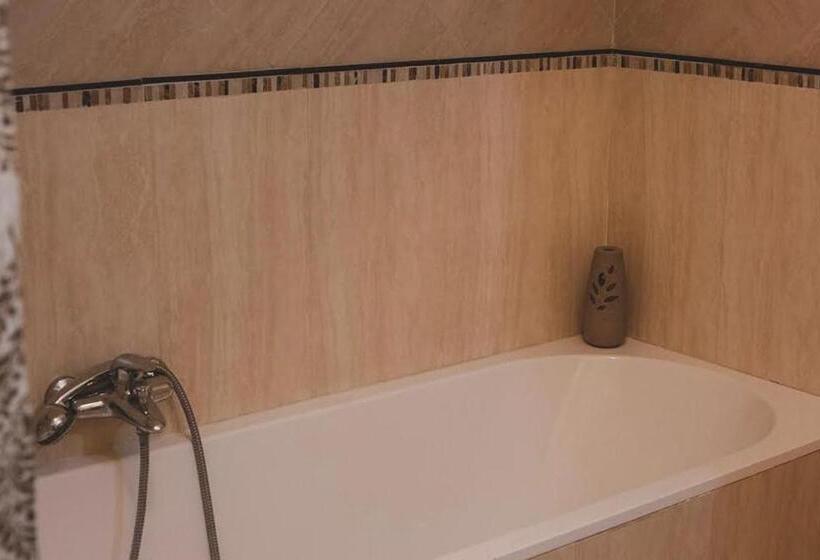 غرفة قياسية حمام مشترك, Alloggio I Geranei