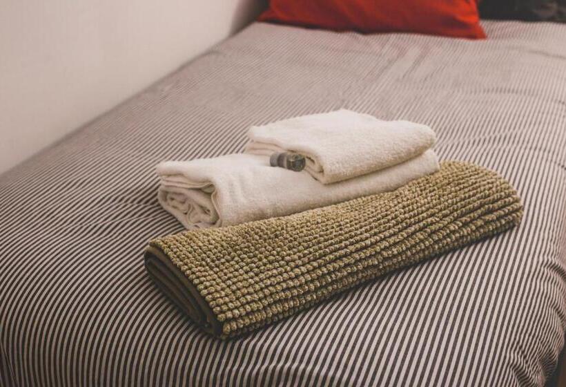 غرفة قياسية فردية حمام مشترك, Alloggio I Geranei