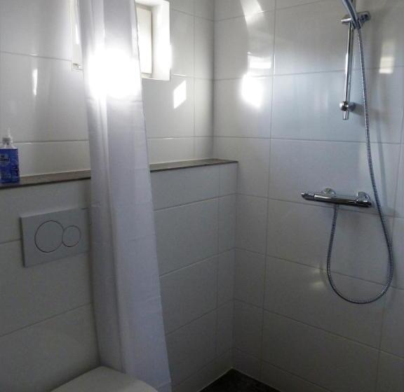 ویلای استاندارد با چشمانداز باغ, B&b Ut Kantuurke