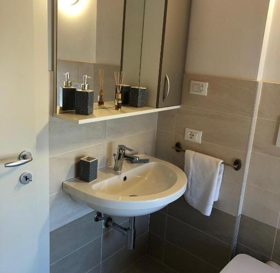 스탠다드 트리플 룸, La Casa Della Ada