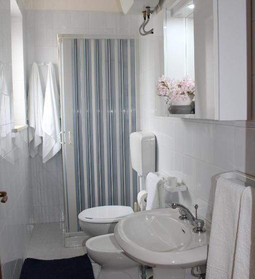 اتاق دوبلکس, Villa Paola Holidays