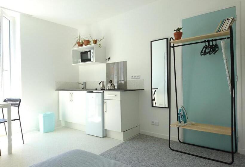 스탠다드 스튜디오, Cool Places