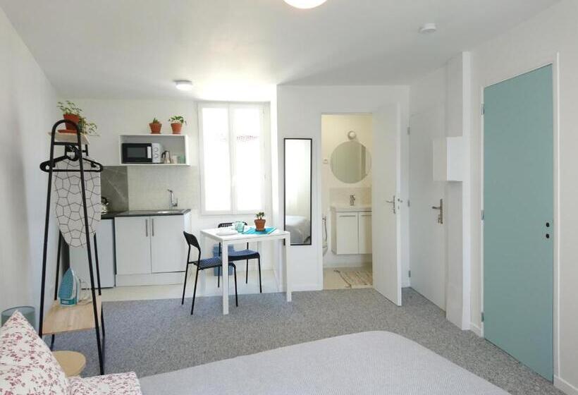 수피리어 스튜디오, Cool Places