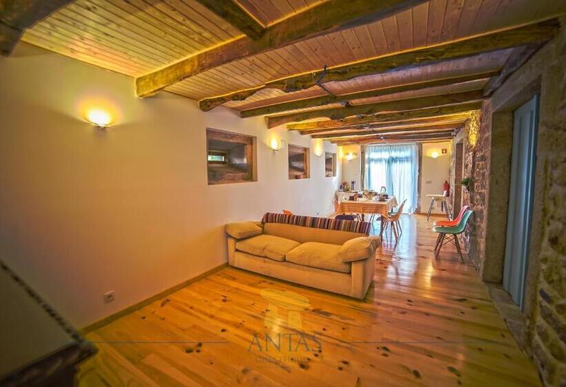 ویلای لوکس 1 خوابه, Antas Guest House