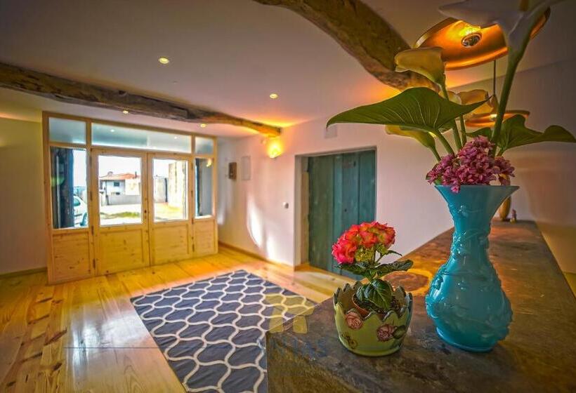 ویلای لوکس 1 خوابه, Antas Guest House