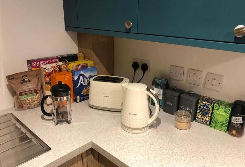 Номер Deluxe Кровать Кинг, The Bamboo Lodge B&b / Self Catered Apartment