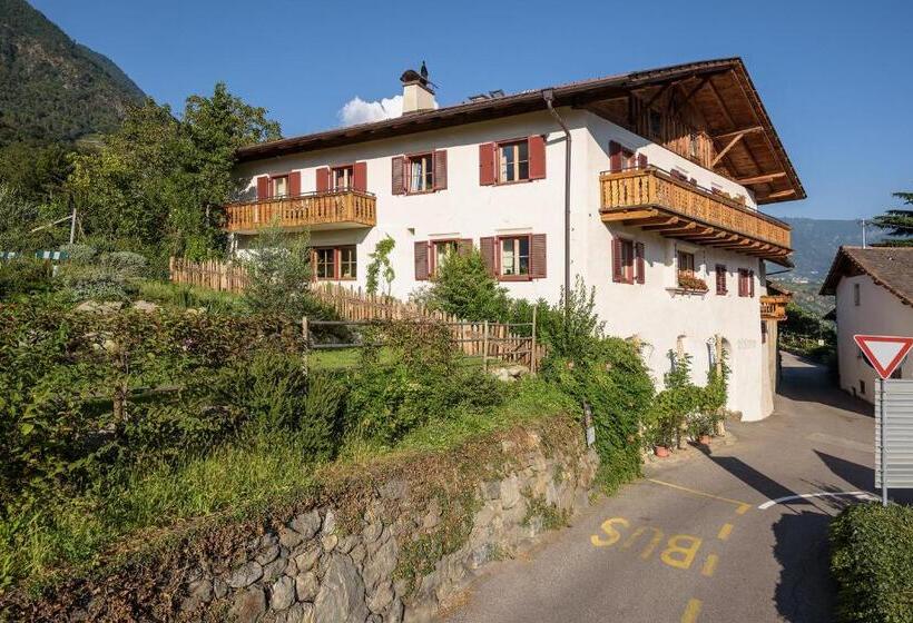 דירת חדר, Unterdornerhof