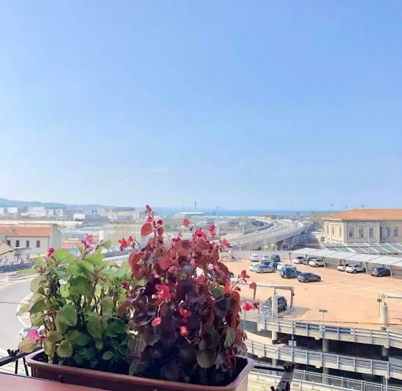 اتاق استاندارد با بالکن و چشمانداز دریا, B&b Il Poeta Sul Mare