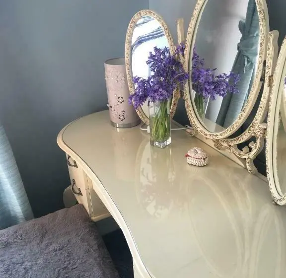 اتاق لوکس با بالکن, Country House And Spa