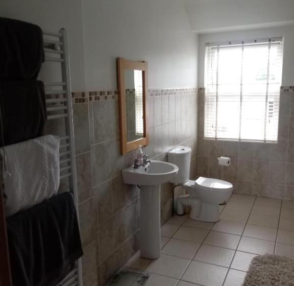 חדר דחוקס עם מיטת קינג, Country House And Spa