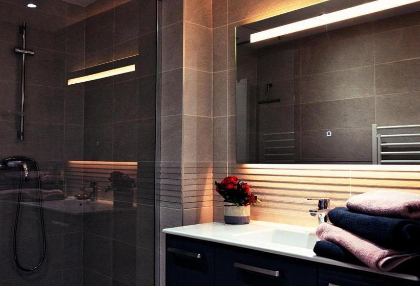 스탠다드 스튜디오, La Bastide Du Limon