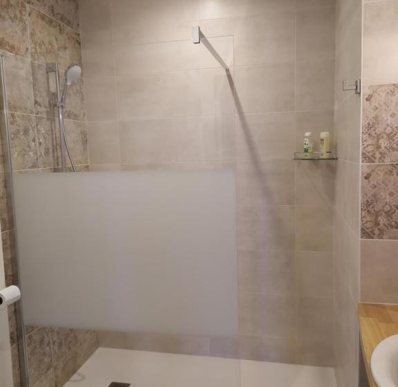 חדר סטנדרט, La Rapiette De Noblat