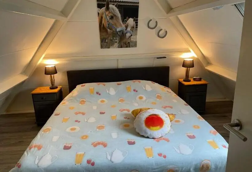 Talo 3 Makuuhuonetta, Landelijk Hijken