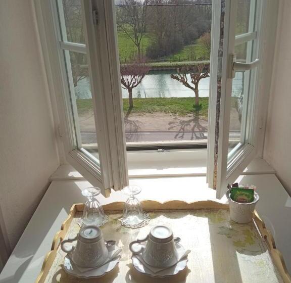 غرفة قياسية ثلاثية مطلة علي الحديقة, Maison Des Forges