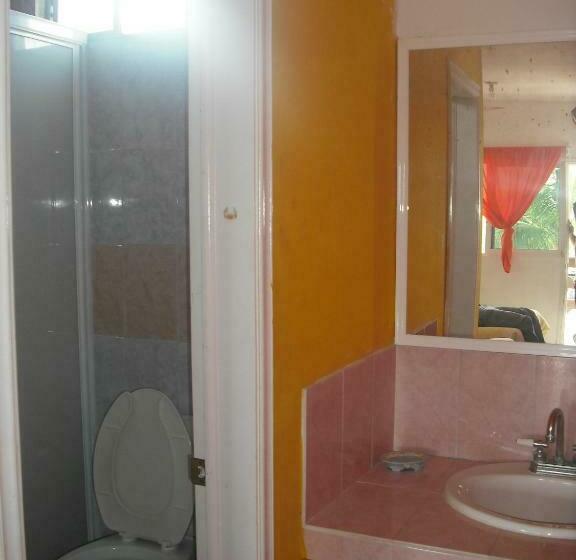 컴포트 트리플 룸, Villas Del Rey