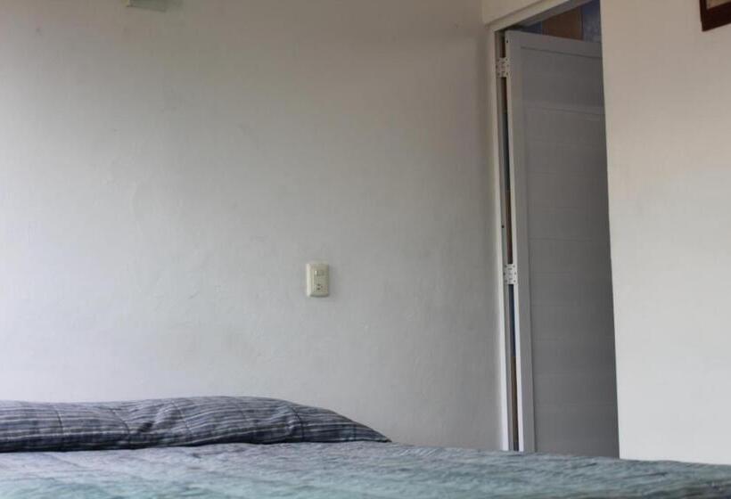 컴포트 트리플 룸, Villas Del Rey