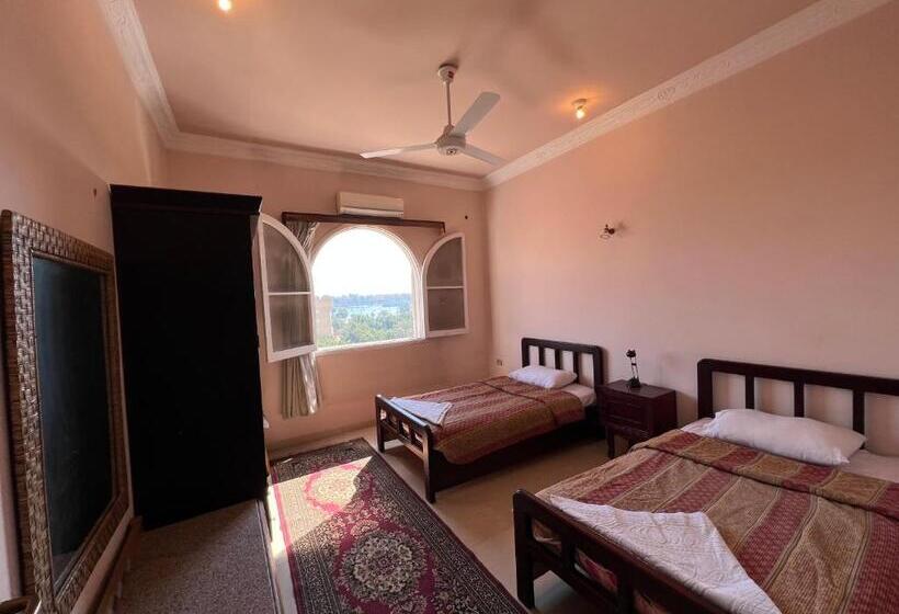 آپارتمان 2 خوابه, Comfy Apartments In Harmony House Nile View