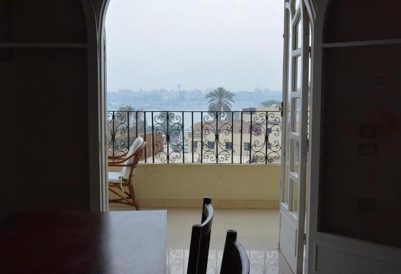 آپارتمان 2 خوابه, Comfy Apartments In Harmony House Nile View