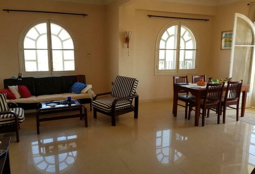 آپارتمان 2 خوابه, Comfy Apartments In Harmony House Nile View
