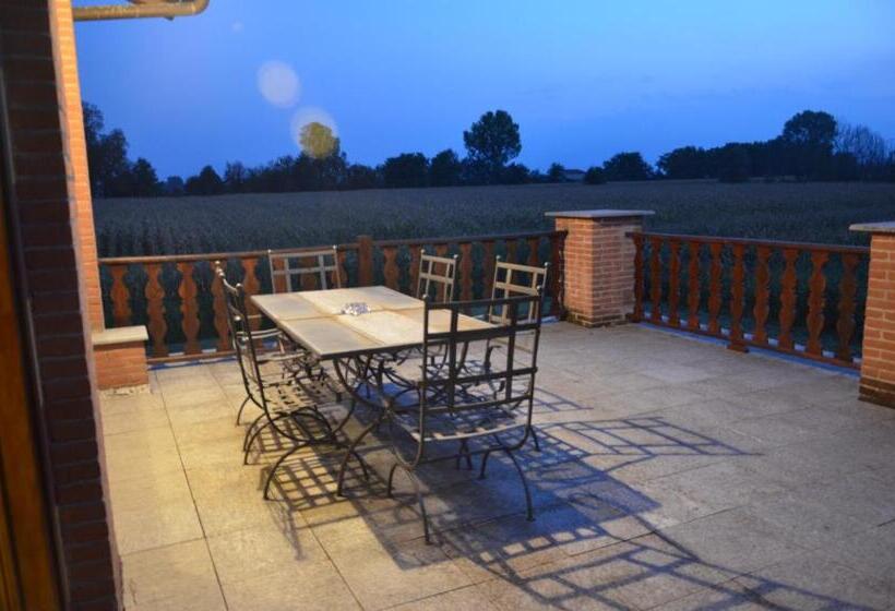 סוויטה עם טרסה, B&b Il Castelletto