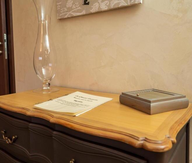 إستديو عائلى, La Chambre Enchantée