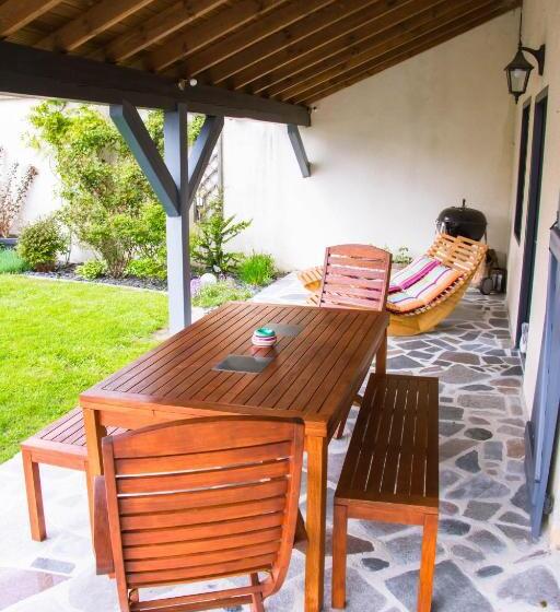 جناح سرير كينج, La Chambre Enchantée