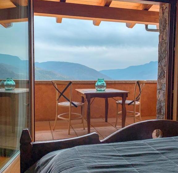 스위트 킹사이즈 침대, Serrat Del Vent Adults Only