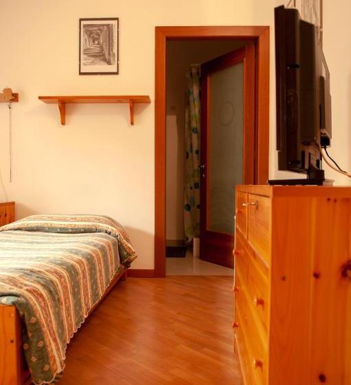 غرفة قياسية مزوَّدة بتراس, Bed & Breakfast Le Piazze