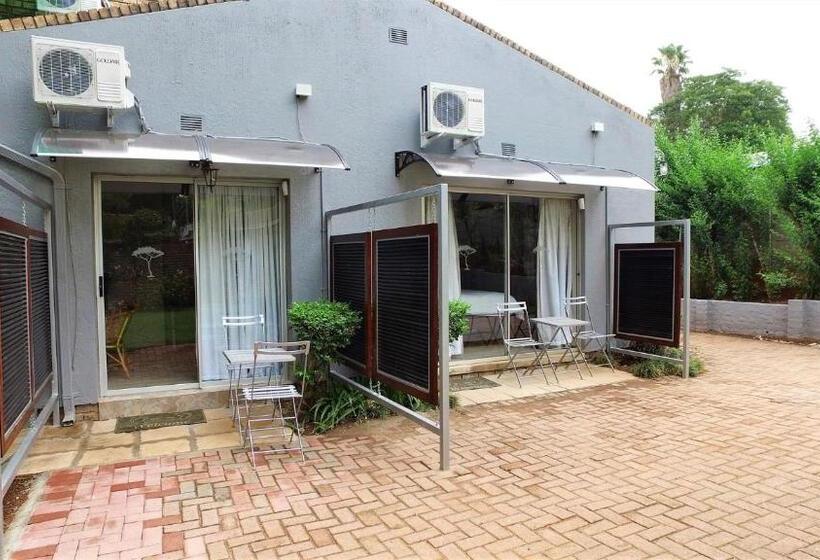 スタンダードルーム, Kruger S Guest House