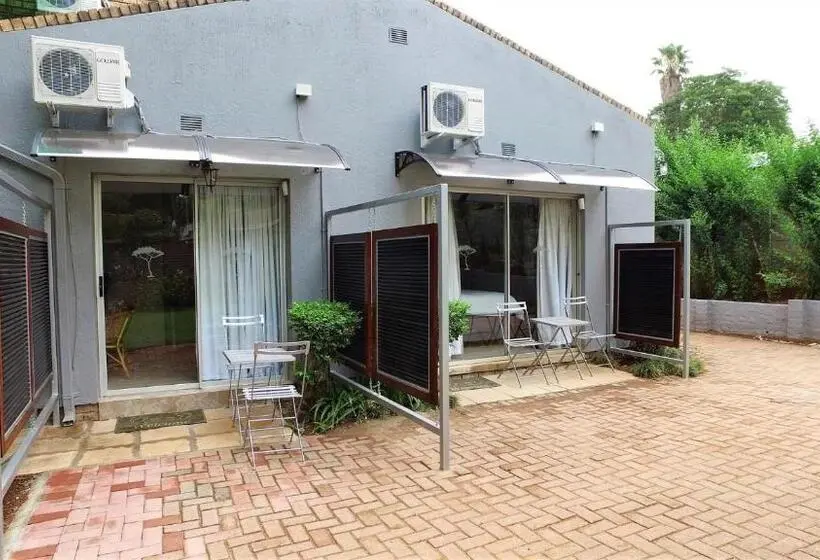 スタンダードルーム, Kruger S Guest House