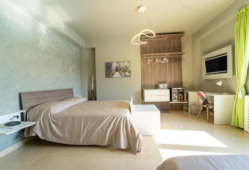 سوییت جونیور با چشم‌انداز دریا, Villa Tito Livio Starguest