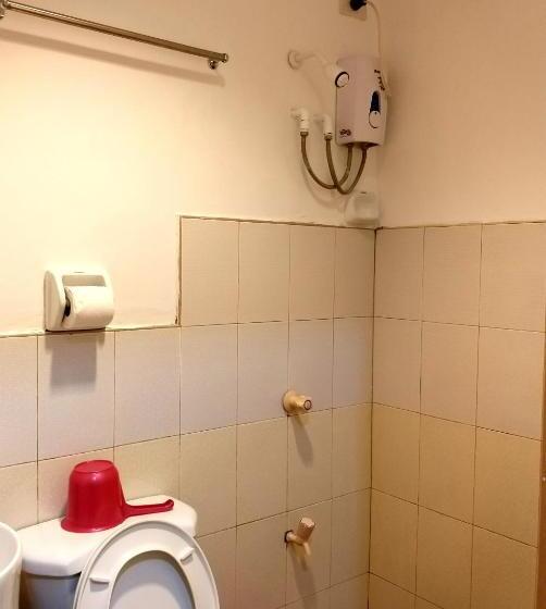 חדר משפחתי, Sola Eleganza Apartelle